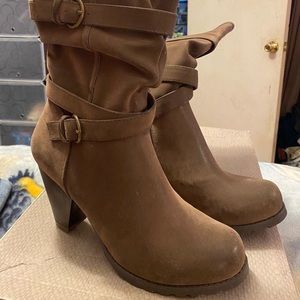 Maurices Scrunch Booties Size 10. Brand new.. still in box